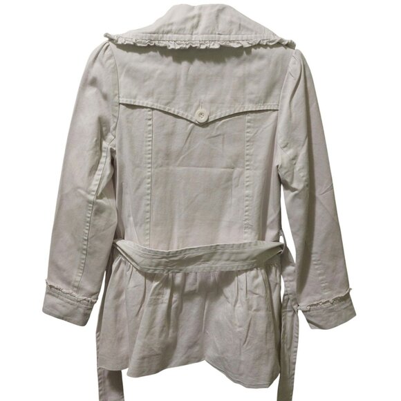 NWOT Aziz White Double-Breasted Belted Trench Coat With Ruffle Accents Medium - Picture 2 of 11